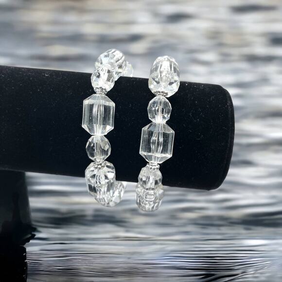 Clear Beaded Crystal Silver-Tone Spacers Necklace & 2 Bracelets Set! - Picture 13 of 13